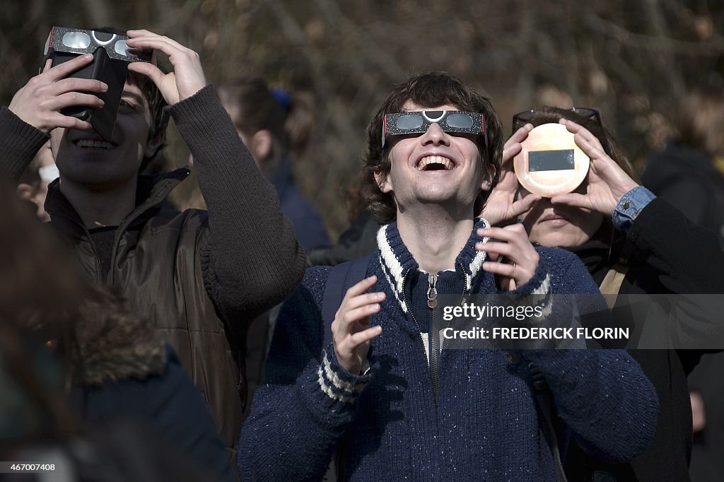 FRANCE-SCIENCE-ASTRONOMY-ECLIPSE