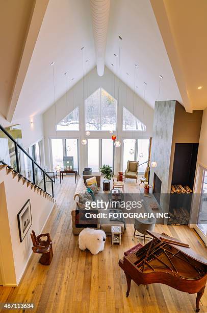 collingwood cottage aperto concept interno - looking through a doll house foto e immagini stock