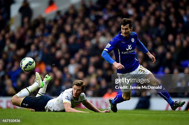 David Nugent of Leicester City battles for the ball with Jan Vertonghen of Spurs during the Barclays Premier League match between Tottenham Hotspur...