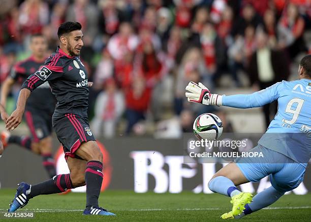 Ederson Rio Ave 168 Ederson Santana Stock Photos, High-Res Pictures, and Images - Getty ...