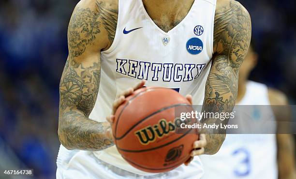 Willie Cauley-Stein of the Kentucky Wildcats shoots a free throw against the Cincinnati Bearcats during the third round of the 2015 NCAA Men's...