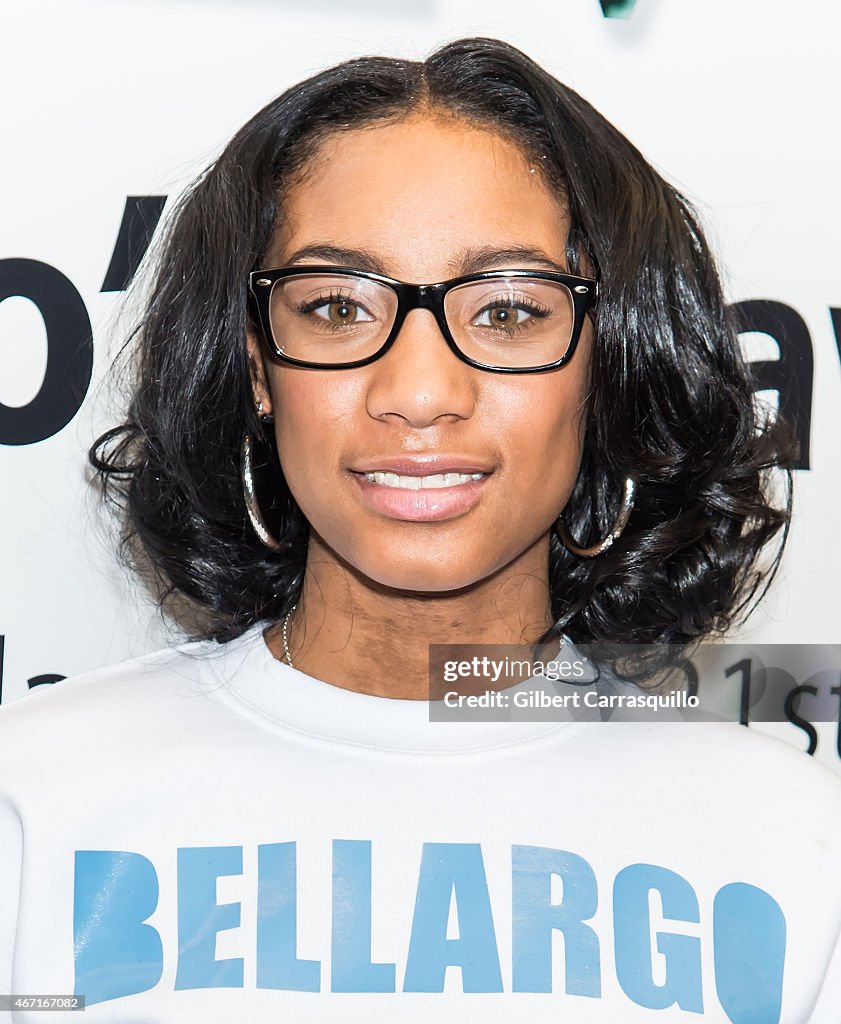 Mo'ne Davis Signs Copies Of "Mo'ne Davis: Remember My Name: My Story From First Pitch To Game Changer"