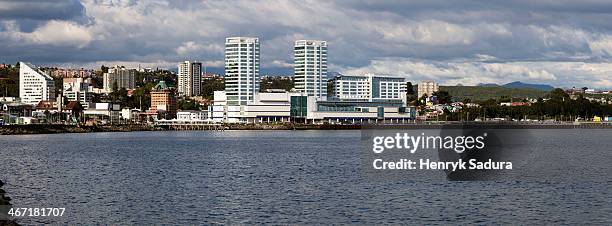 chile, lake district, puerto montt, skyline of modern city - puerto montt 個照片及圖片檔