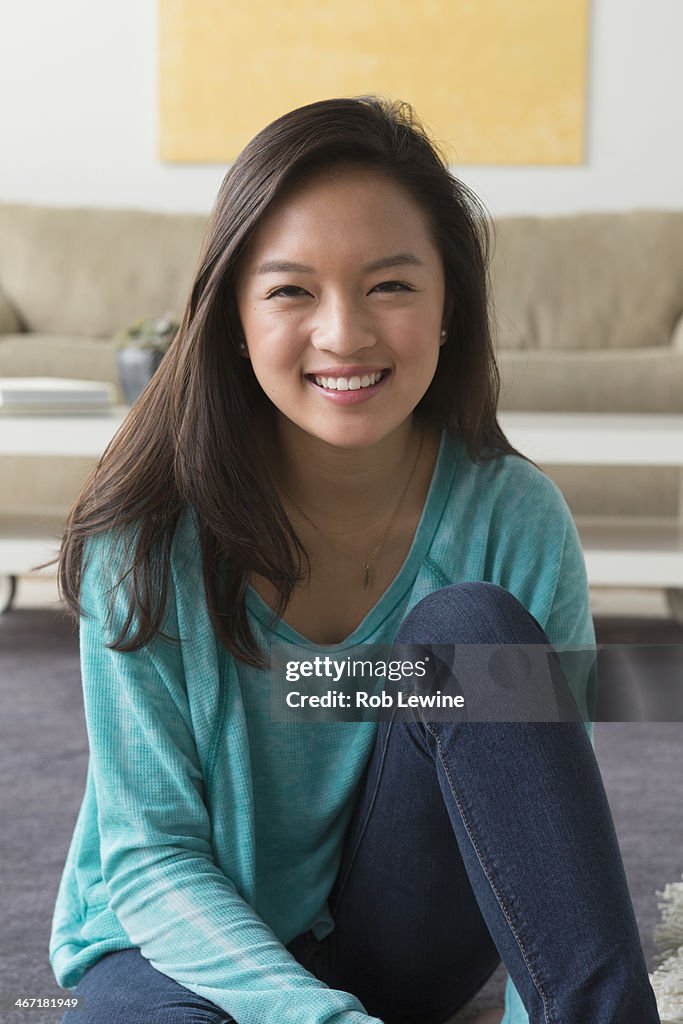 USA, California, Los Angeles, Portrait of teenage girl (16-17)