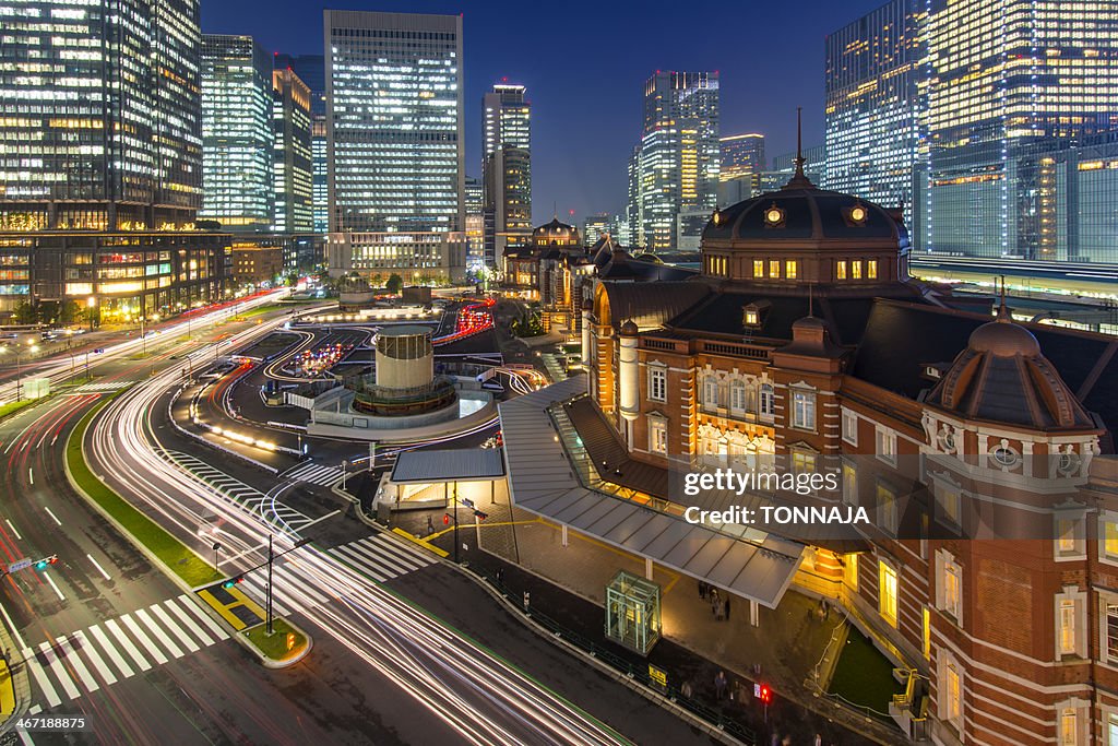 Tokyo station