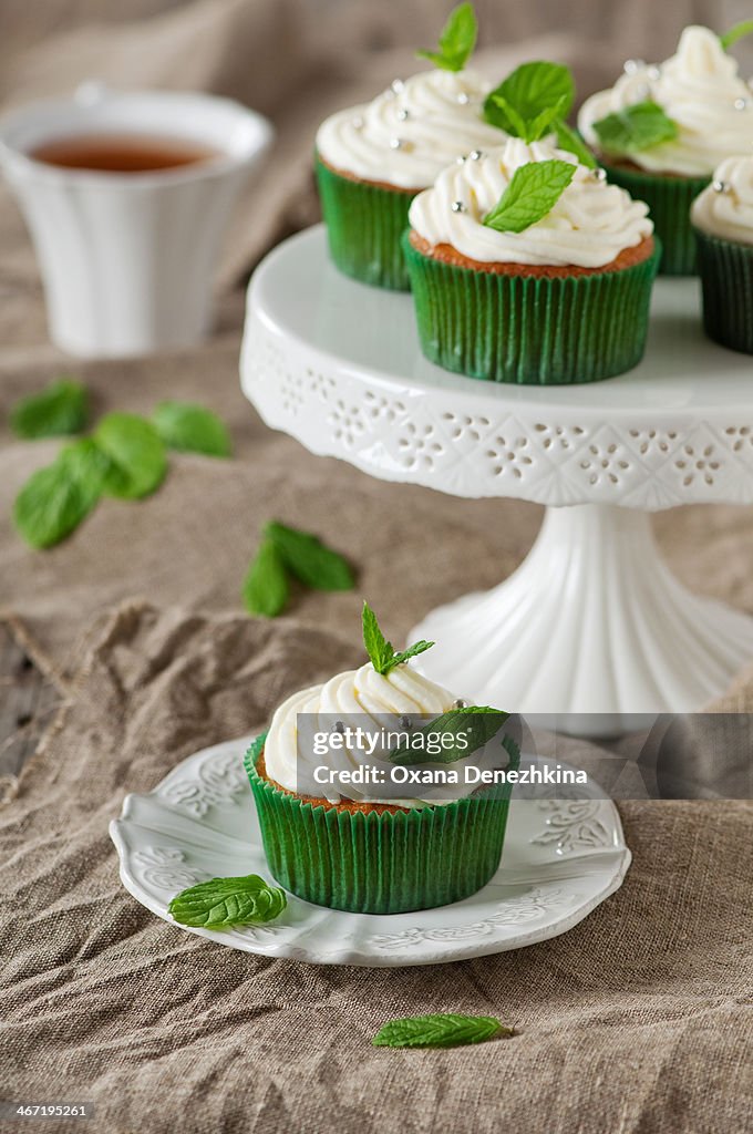 Cupcake with mint and cream