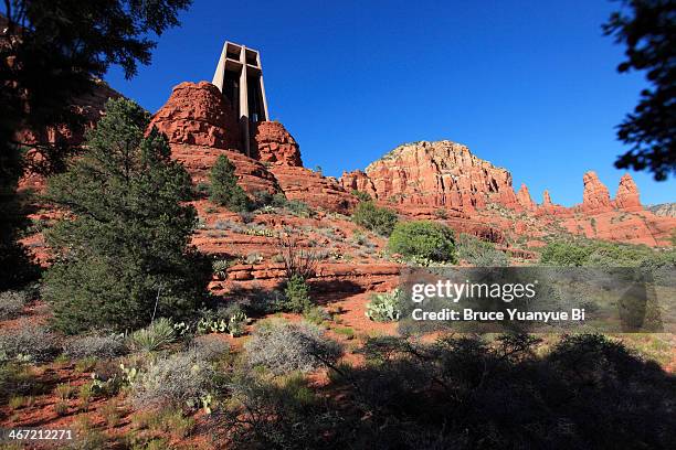 the chapel of the holy cross - chapel of the holy cross sedona stock pictures, royalty-free photos & images