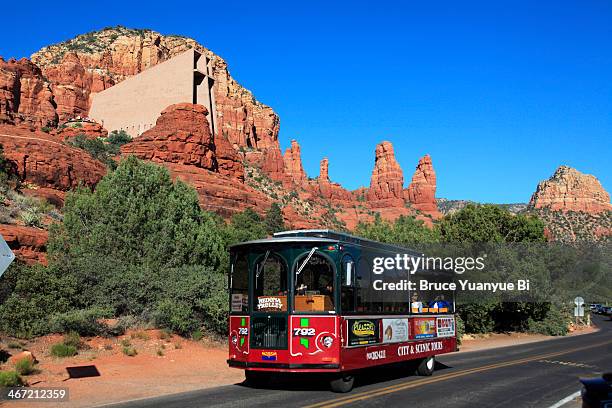 the chapel of the holy cross - chapel of the holy cross sedona stock pictures, royalty-free photos & images