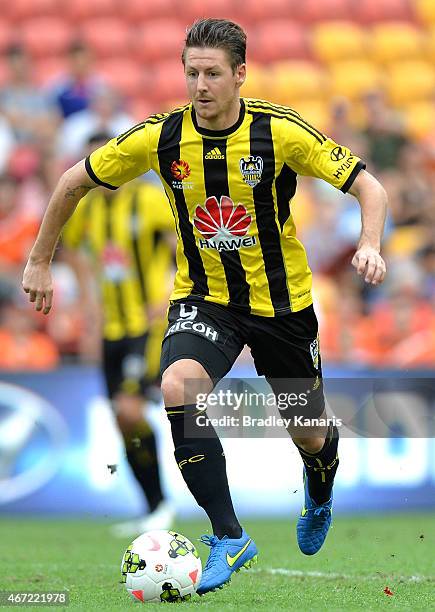 Nathan Burns of Wellington Phoenix in action during the round 22 A-League match between the Brisbane Roar and the Wellington Phoenix at Suncorp...