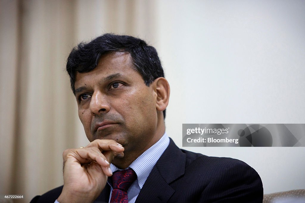 Indian Finance Minister Arun Jaitley And Reserve Bank Of India Governor Raghuram Rajan News Conference