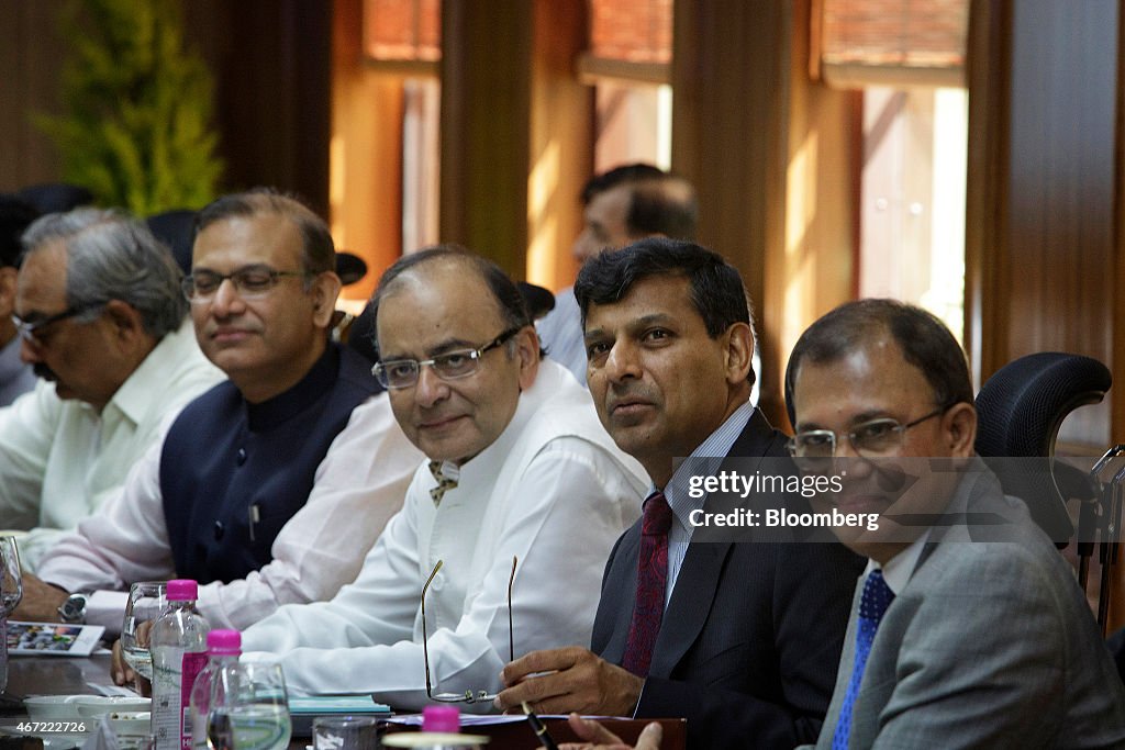 Indian Finance Minister Arun Jaitley And Reserve Bank Of India Governor Raghuram Rajan News Conference