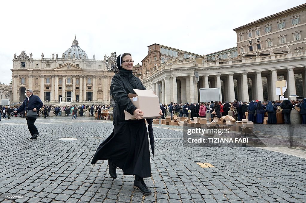 VATICAN-RELIGION-POPE-ANGELUS