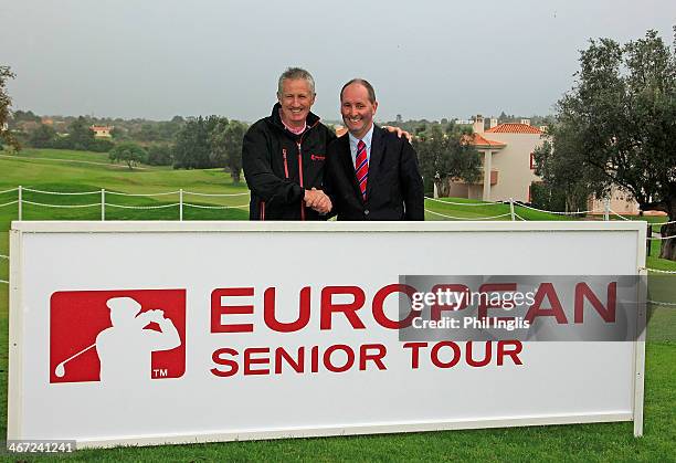Andrew Murray of England shakes hands with Andy Stubbs, Managing Director of the European Senior Tour after the final round of the European Senior...