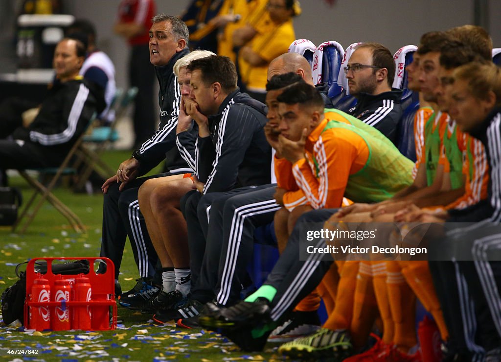 Houston Dynamo v Los Angeles Galaxy