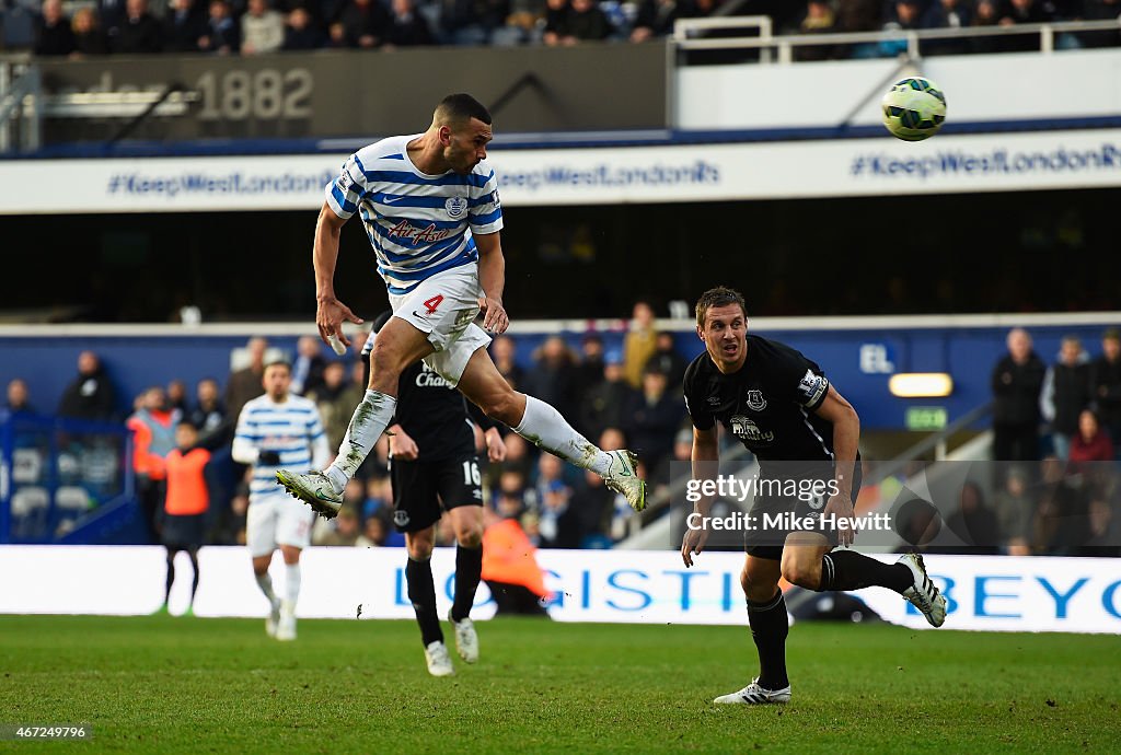 Queens Park Rangers v Everton - Premier League