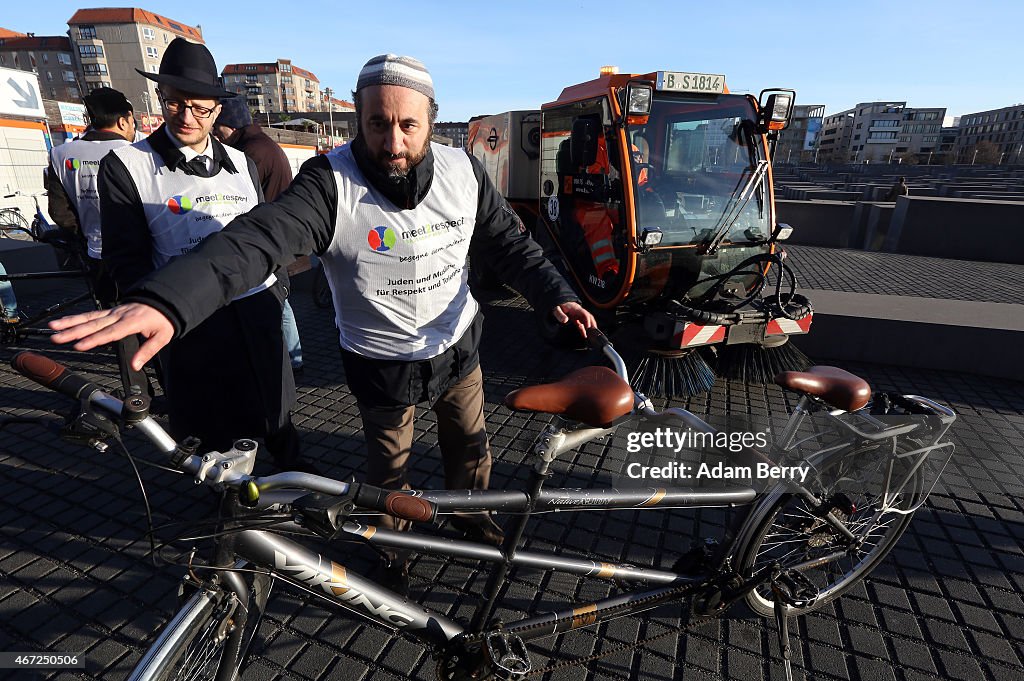 Unity Bike Ride Brings Jews And Muslims Together