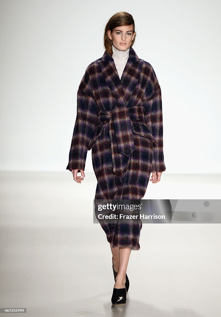Richard Chai - Runway - Mercedes-Benz Fashion Week Fall 2014