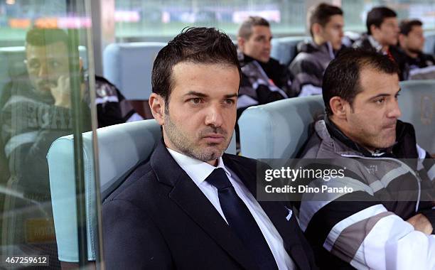 Head coach of Udinese Andrea Stramaccioni looks on during the Serie A match between Udinese Calcio and ACF Fiorentina at Stadio Friuli on March 22,...