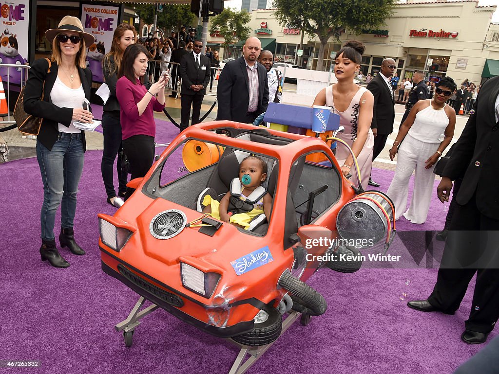 Premiere Of Twentieth Century Fox And Dreamworks Animation's "HOME" - Red Carpet