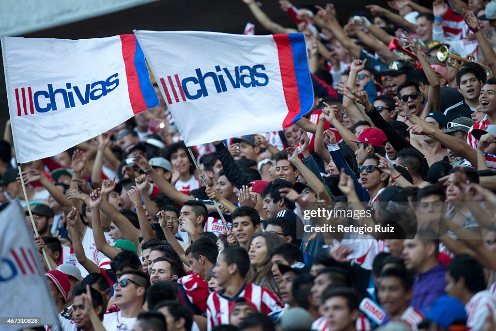 Chivas v Toluca - Clausura 2015 Liga MX