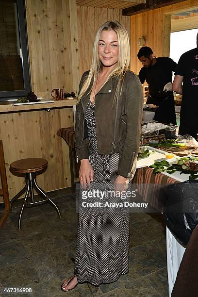LeAnn Rimes attends the Project Angel Food presents in concert with Andrew von Oeyen on March 22, 2015 in Malibu, California.