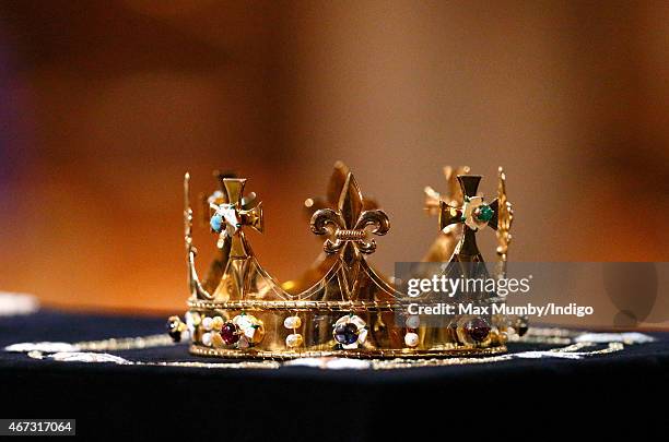 The coffin containing the remains of King Richard III is draped in a specially embroidered 'pall' and adorned with a crown as it sits in repose...