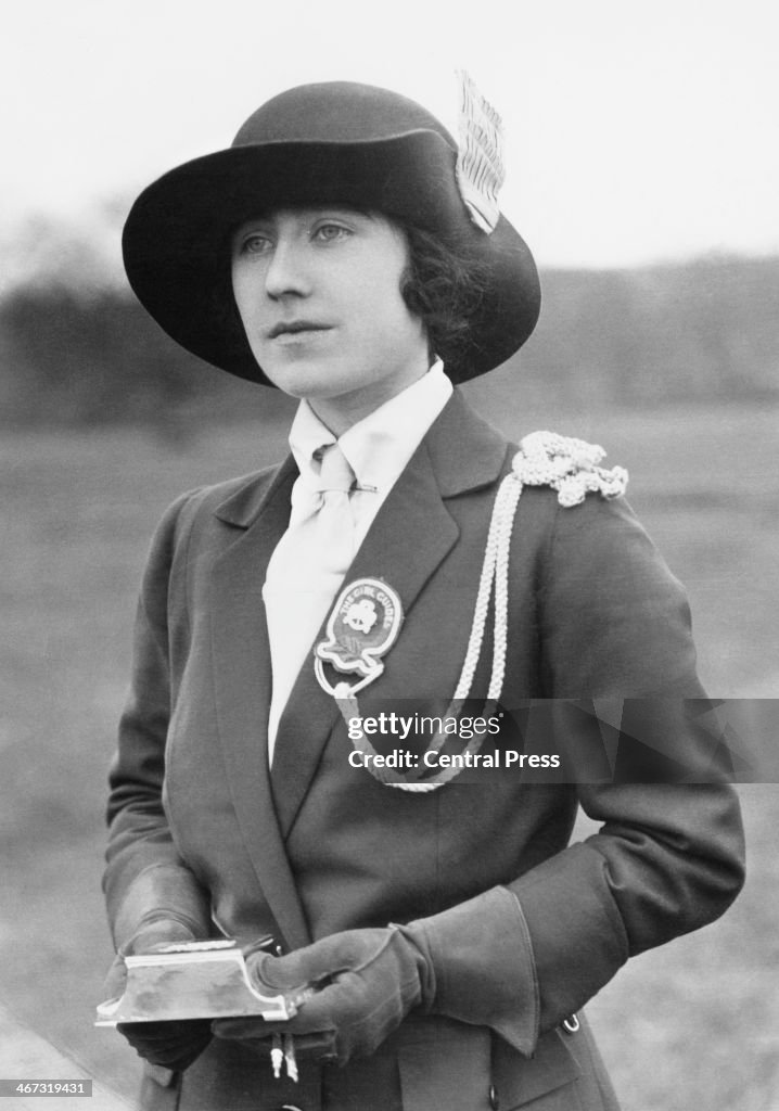 Lady Elizabeth Bowes Lyon Receives A Gift From The 1st Glamis Company lady-elizabeth-bowes-lyon-receives-a-gift-from-the-1st-glamis-company