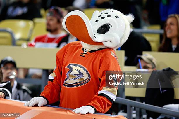 Mascot Wild Wing of the Anaheim Ducks looks up before the game against the Los Angeles Kings during the 2014 Coors Light NHL Stadium Series at Dodger...