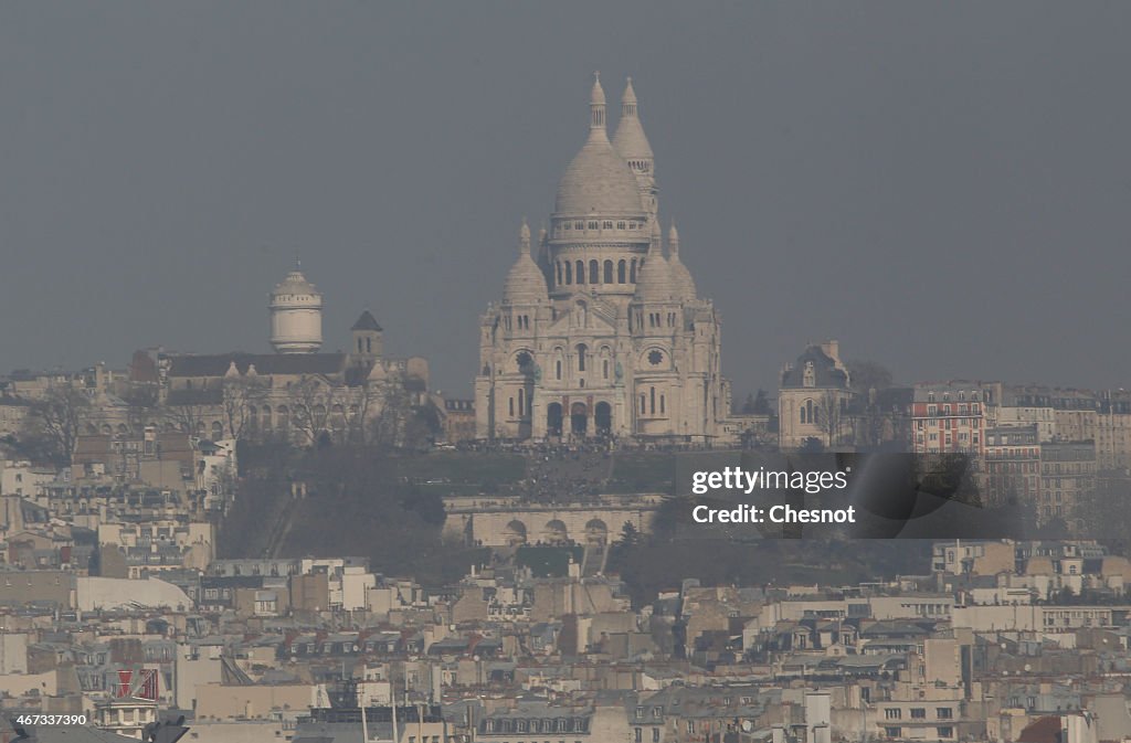 Paris : Pollution Warning