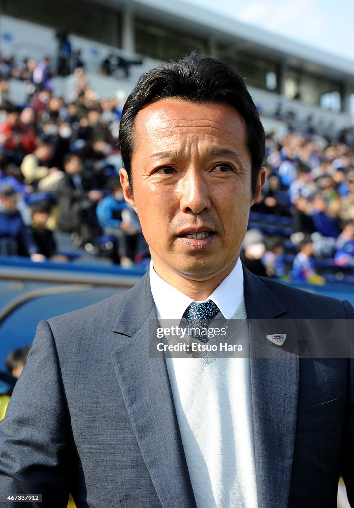 Yokohama F. Marinos v Sagan Tosu - J.League 2015