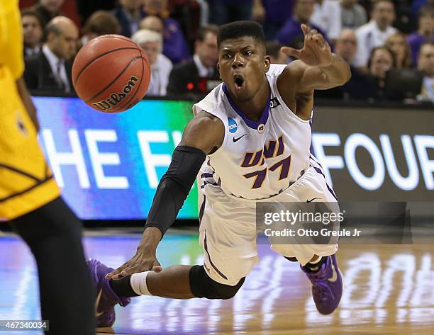 Wes Washpun of the UNI Panthers in action against the Wyoming Cowboys during the second round of the 2015 Men's NCAA Basketball Tournament at Key...