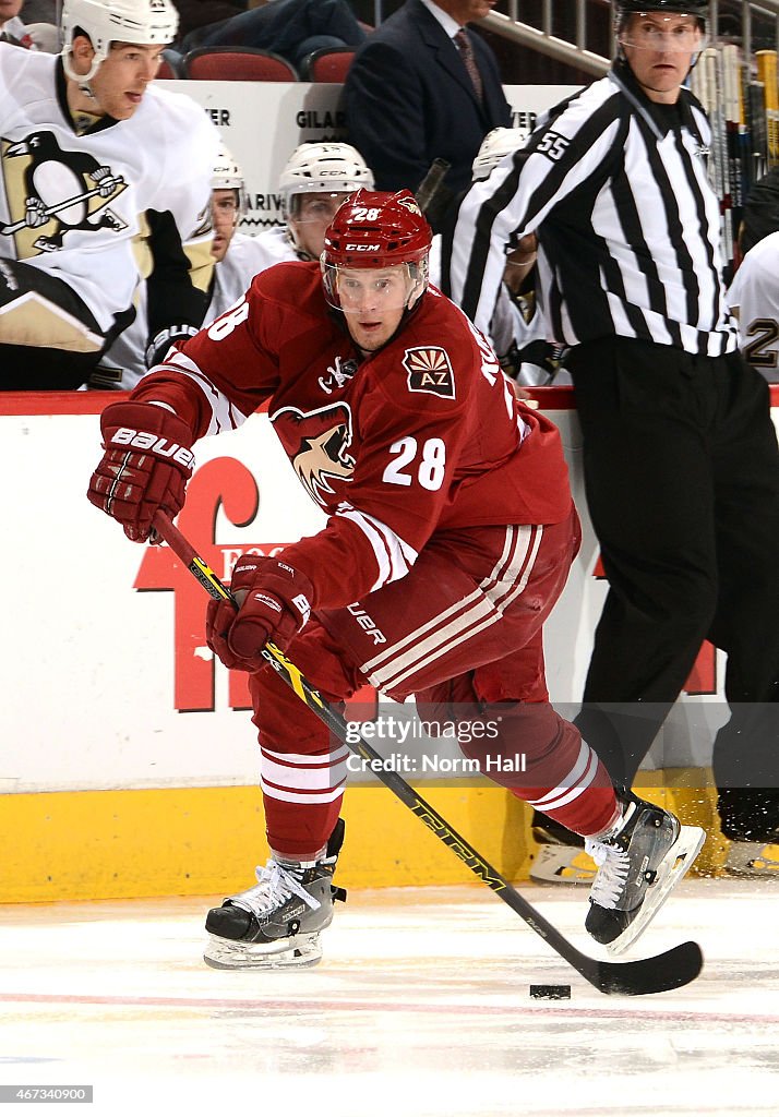 Pittsburgh Penguins v Arizona Coyotes