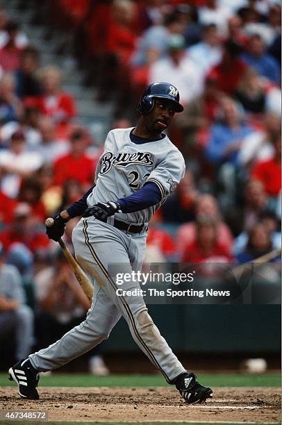 Devon White of the Milwaukee Brewers bats against the St. Louis Cardinals on September 19, 2001.
