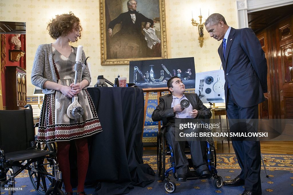 US-POLITICS-OBAMA-SCIENCE FAIR