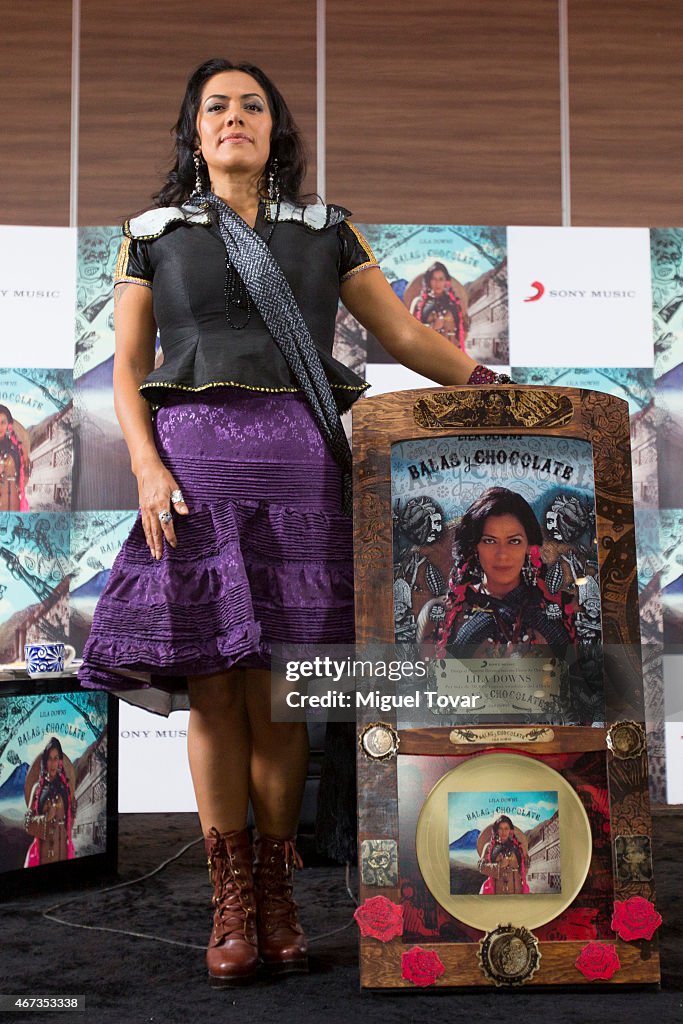 Lila Downs Presents New Album in Mexico