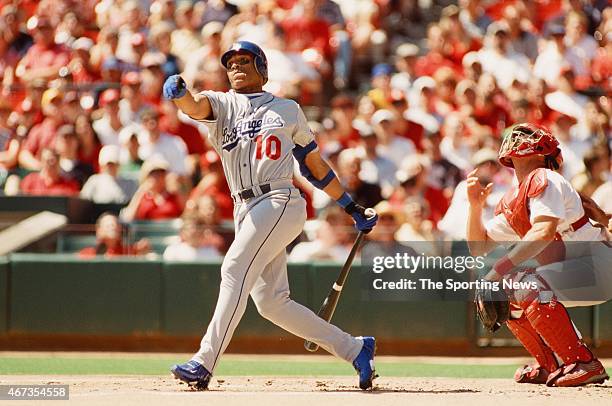Gary Sheffield of the Los Angeles Dodgers bats against the St. Louis Cardinals on September 9, 2001.
