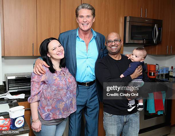 No hassles when you clean like The Hoff! David Hasselhoff shows New Yorkers Monica Sharma, Sat Sharma and their son Kaidyn how easy it is to clean...