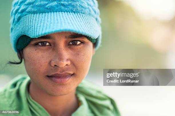 portrait of a young cambodian woman - cambodian women stock pictures, royalty-free photos & images