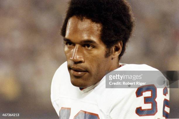 Simpson of the Buffalo Bills looks on during an NFL game circa 1975.