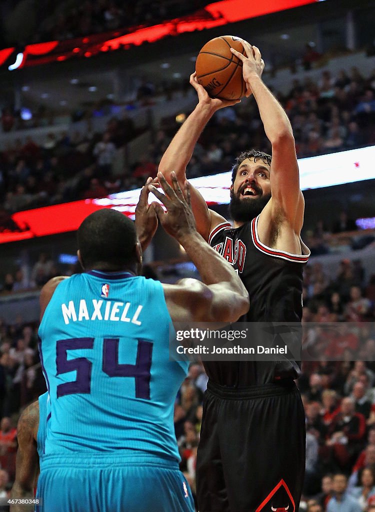 Charlotte Hornets v Chicago Bulls