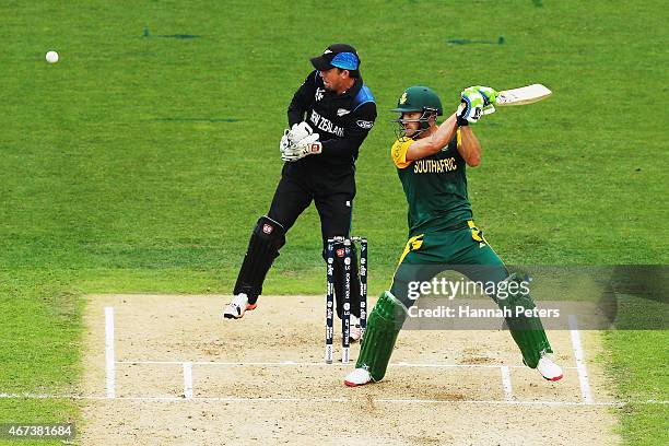 Francois du Plessis of South Africa cuts the ball away for four runs during the 2015 Cricket World Cup Semi Final match between New Zealand and South...