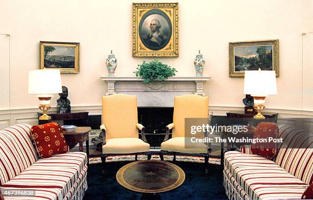 The Clinton's re-decorated the oval office. These are filers from ...