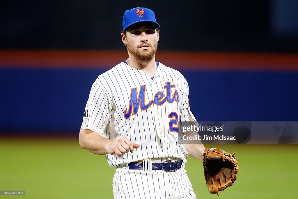 Milwaukee Brewers v New York Mets