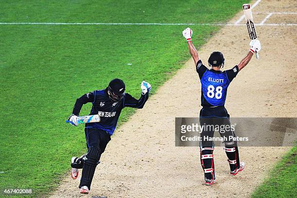 Daniel Vettori of New Zealand and Grant Elliott of New Zealand celebrate winning the 2015 Cricket World Cup Semi Final match between New Zealand and...