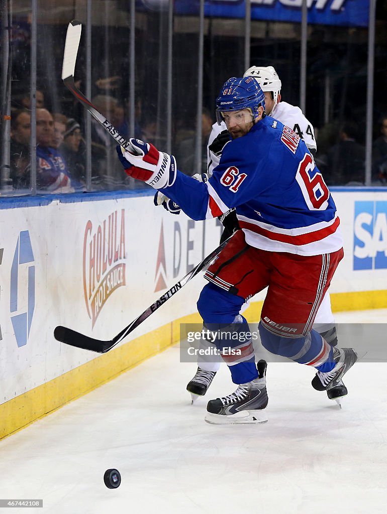 Los Angeles Kings v New York Rangers