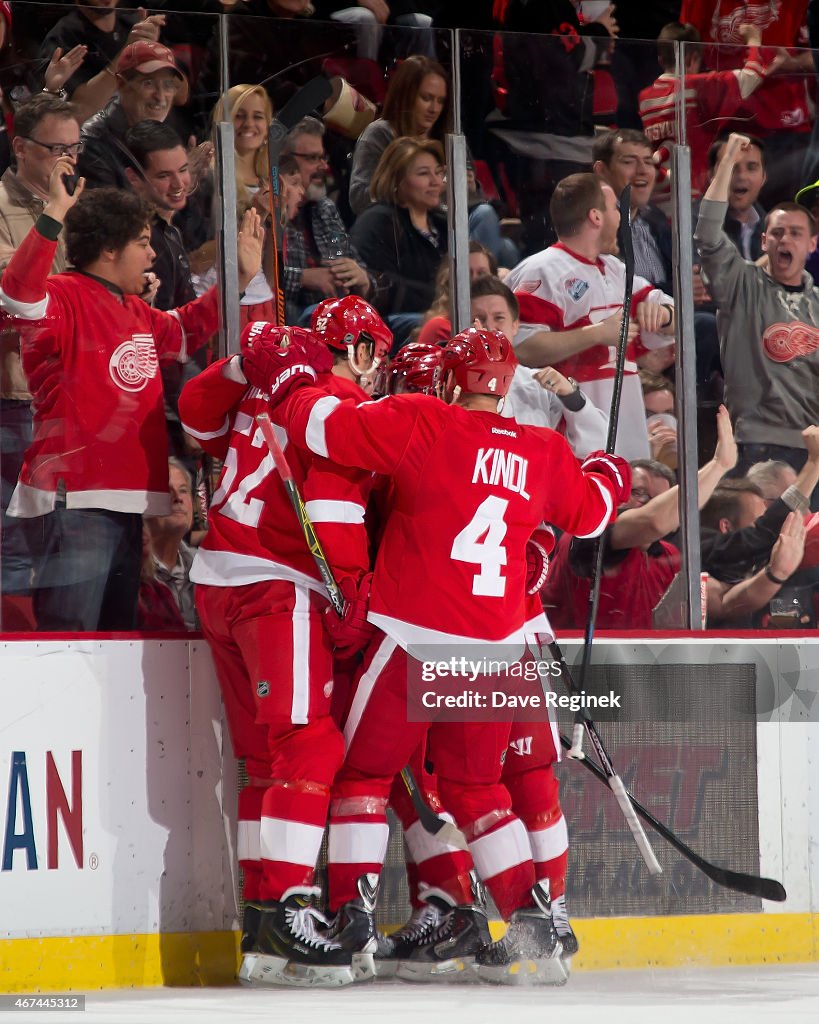 Arizona Coyotes v Detroit Red Wings