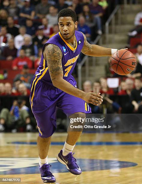 Deon Mitchell of the UNI Panthers drives against the Louisville Cardinals during the third round of the 2015 Men's NCAA Basketball Tournament at Key...