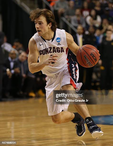 Kevin Pangos of the Gonzaga Bulldogs in action against the Iowa Hawkeyes during the third round of the 2015 Men's NCAA Basketball Tournament at Key...