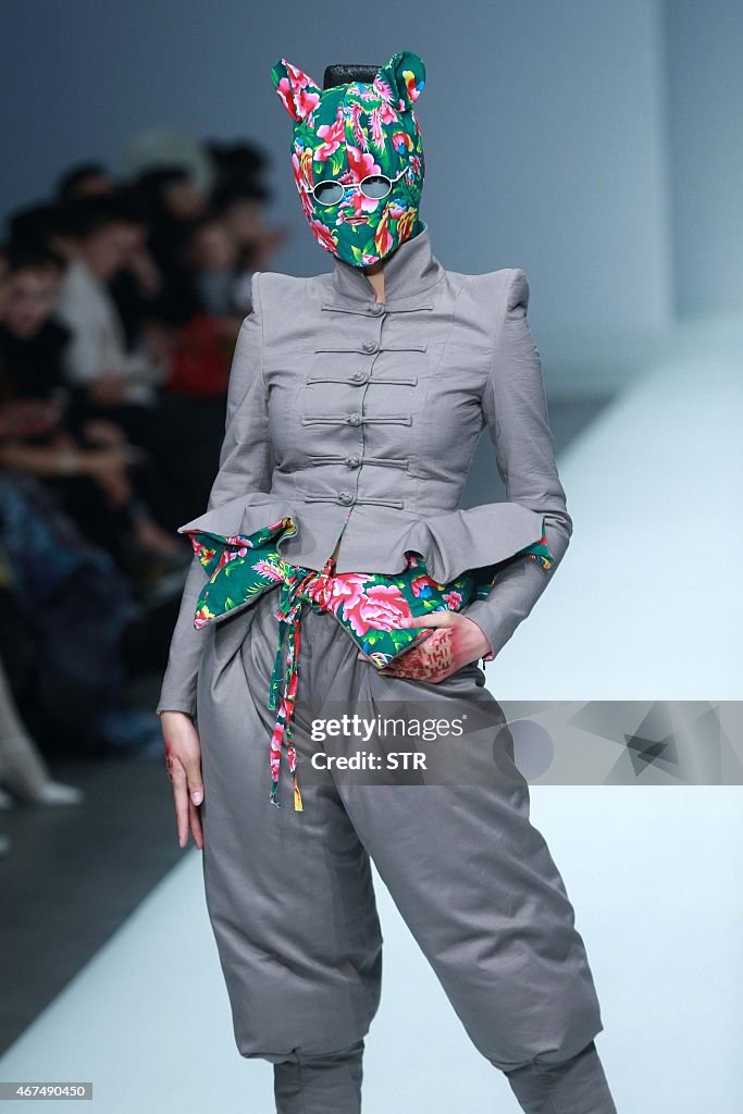 CHINA-FASHION-SHEGUANG HU