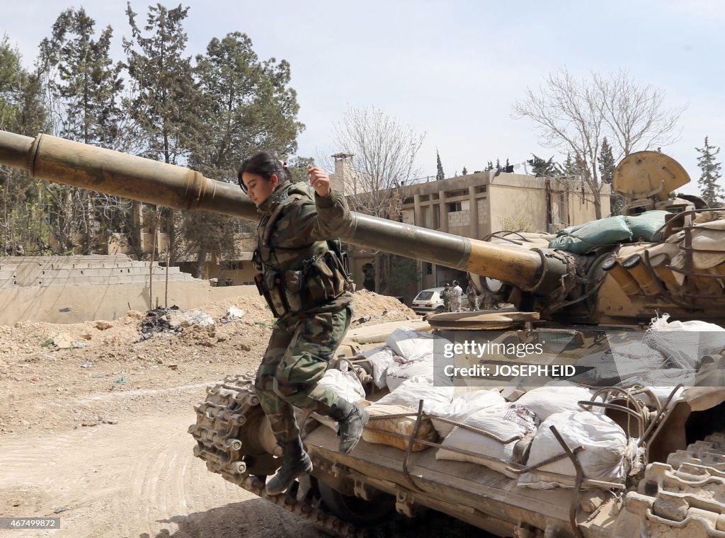 SYRIA-CONFLICT-ARMY-WOMEN